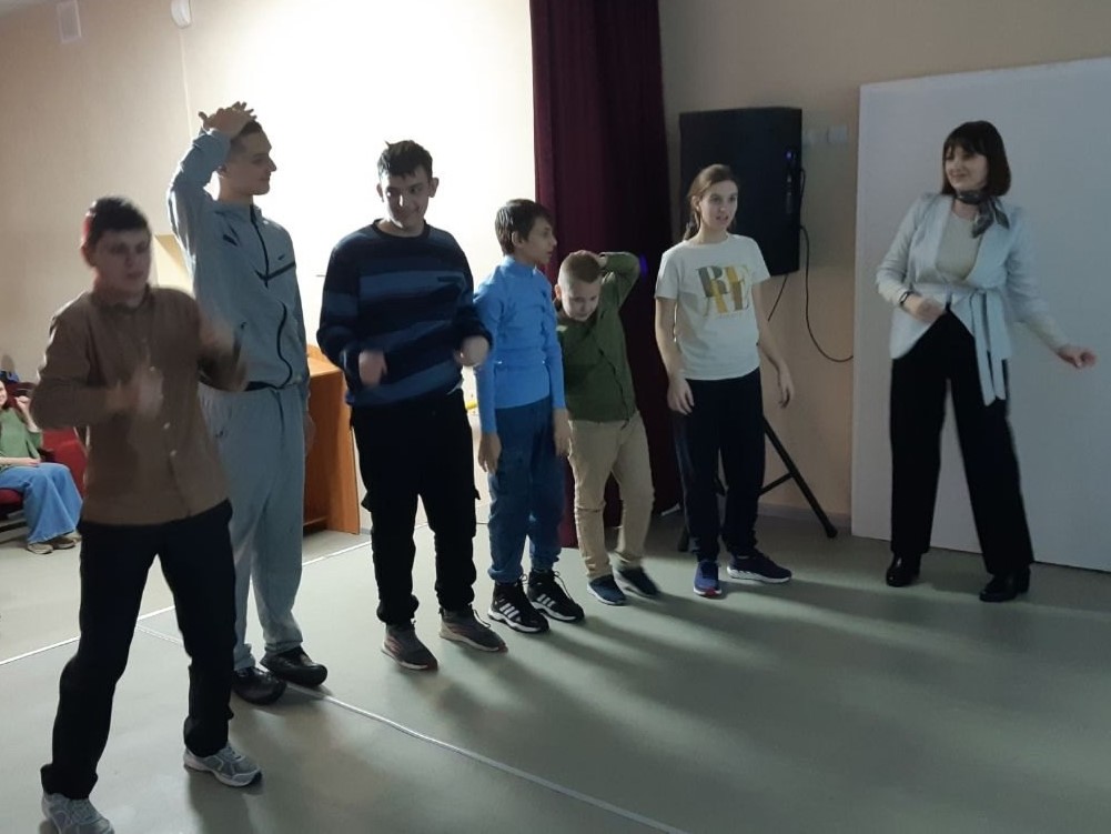 Игровая развлекательная программа "От сердца к сердцу".